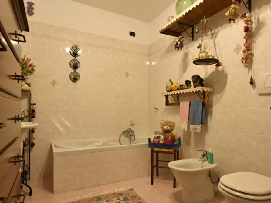 Immagine 24 di Appartamento in vendita  in Via Sen. Luigi Montresor 17 a Bussolengo