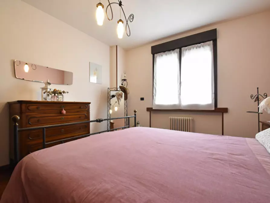 Immagine 28 di Appartamento in vendita  in Via Sen. Luigi Montresor 17 a Bussolengo