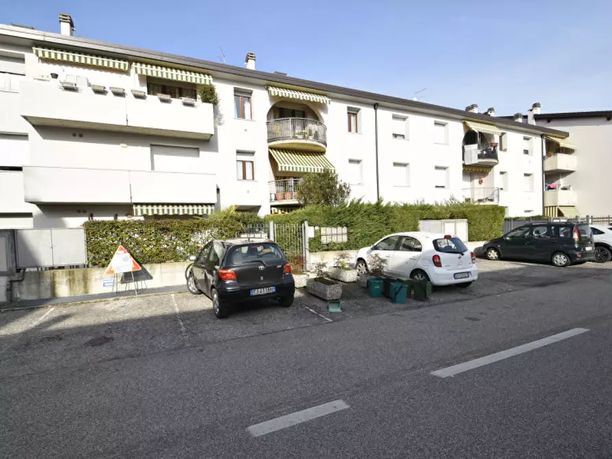 Immagine 38 di Appartamento in vendita  in Via Sen. Luigi Montresor 17 a Bussolengo