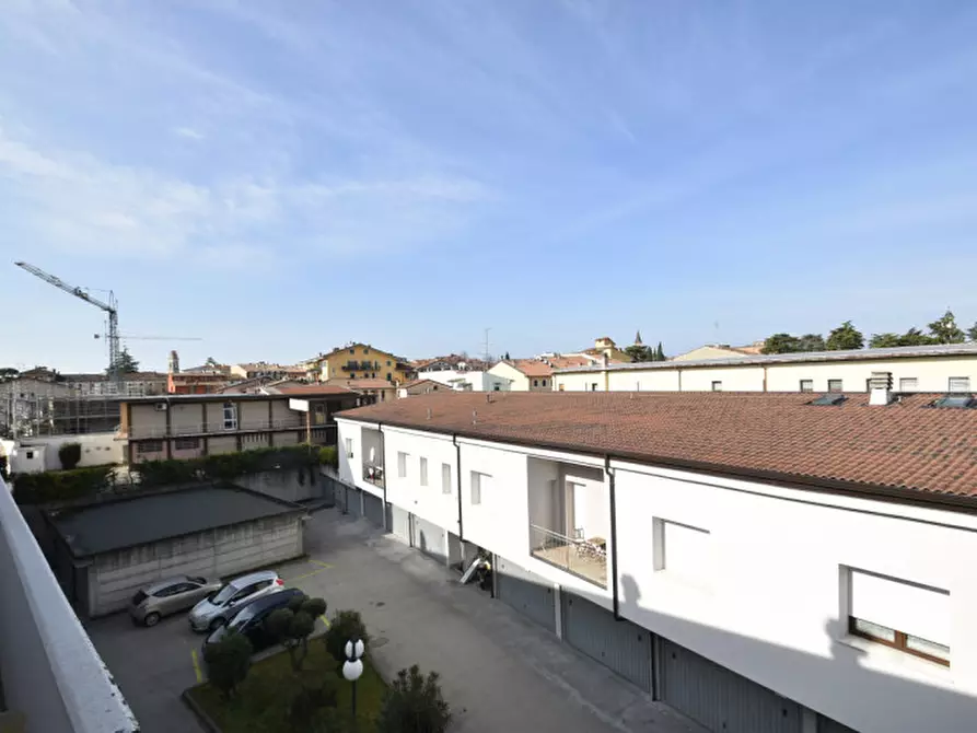 Immagine 48 di Appartamento in vendita  in Via Sen. Luigi Montresor 17 a Bussolengo