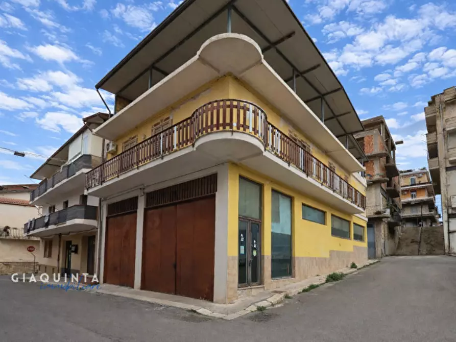 Immagine 5 di Casa indipendente in vendita  in Via Giovanni Boccaccio n. 1 a Palagonia