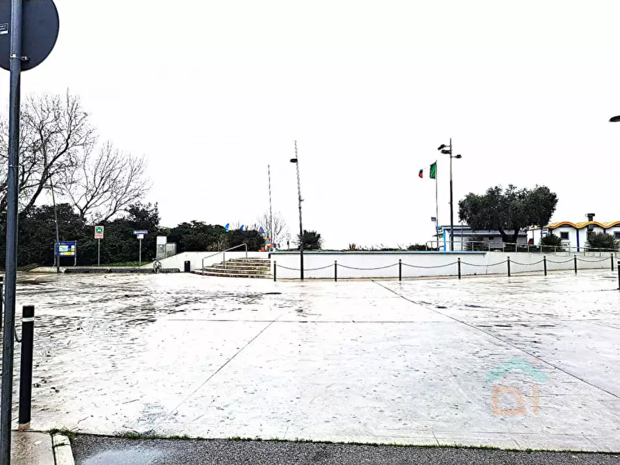 Immagine 25 di Attività commerciale in affitto  in viale del capricorno 63 a Grado