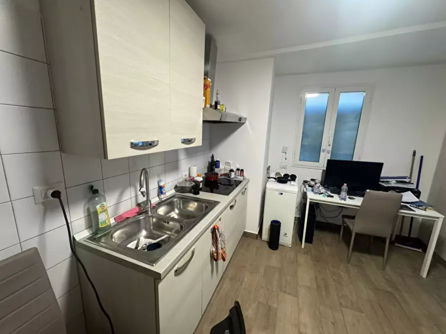 Immagine 2 di Appartamento in affitto  in Via brigata Bologna a Napoli