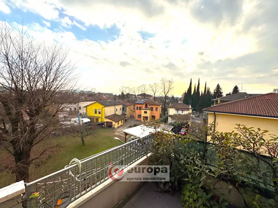 Immagine 3 di Appartamento in vendita  in Via Col d'Echele n. 15 a Vicenza