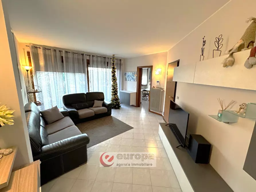 Immagine 5 di Appartamento in vendita  in Viale Trento a Vicenza