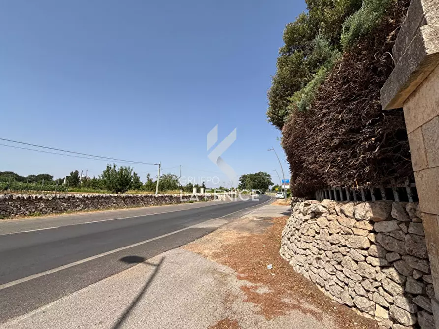 Immagine 3 di Casa indipendente in vendita  in Via Alberobello a Martina Franca