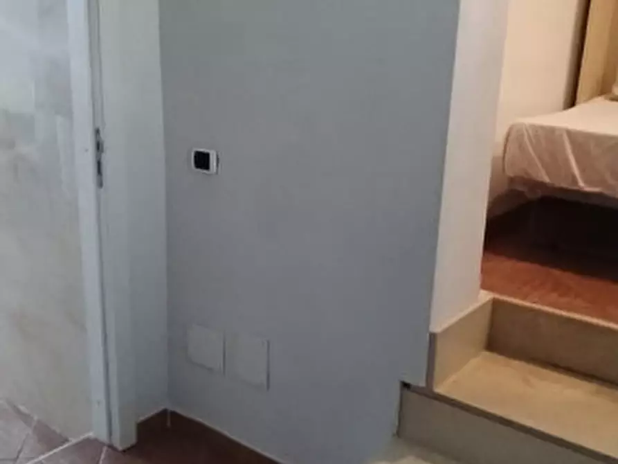 Immagine 3 di Appartamento in vendita  in Via salita Miradois,34 a Napoli