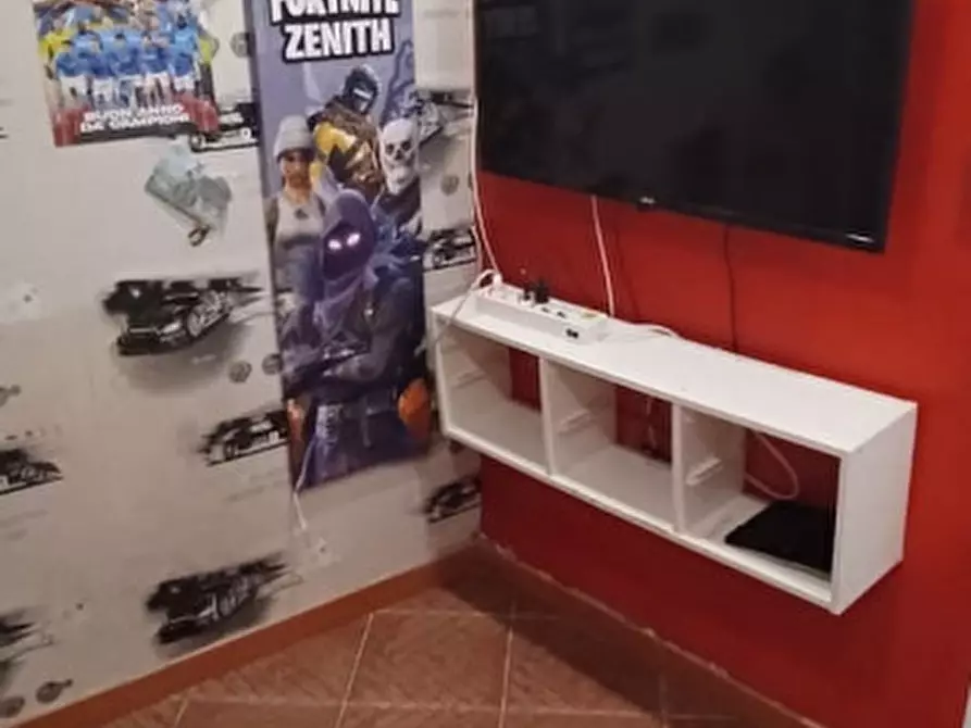 Immagine 17 di Appartamento in vendita  in Via salita Miradois,34 a Napoli