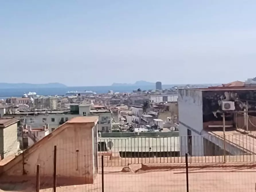 Immagine 30 di Appartamento in vendita  in Via salita Miradois,34 a Napoli