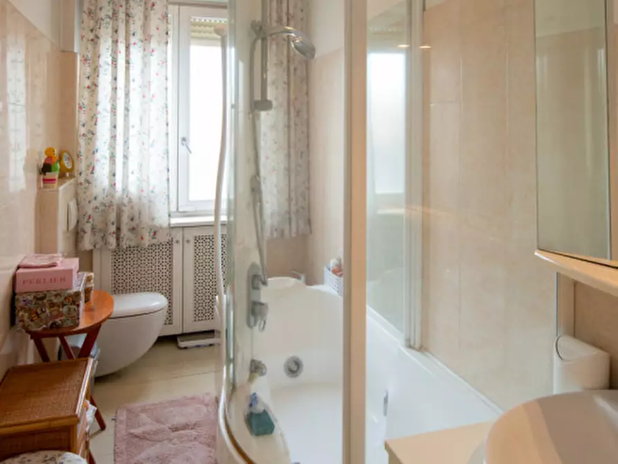 Immagine 22 di Appartamento in vendita  in Via Gino Trainotti, n. 10 a Verona