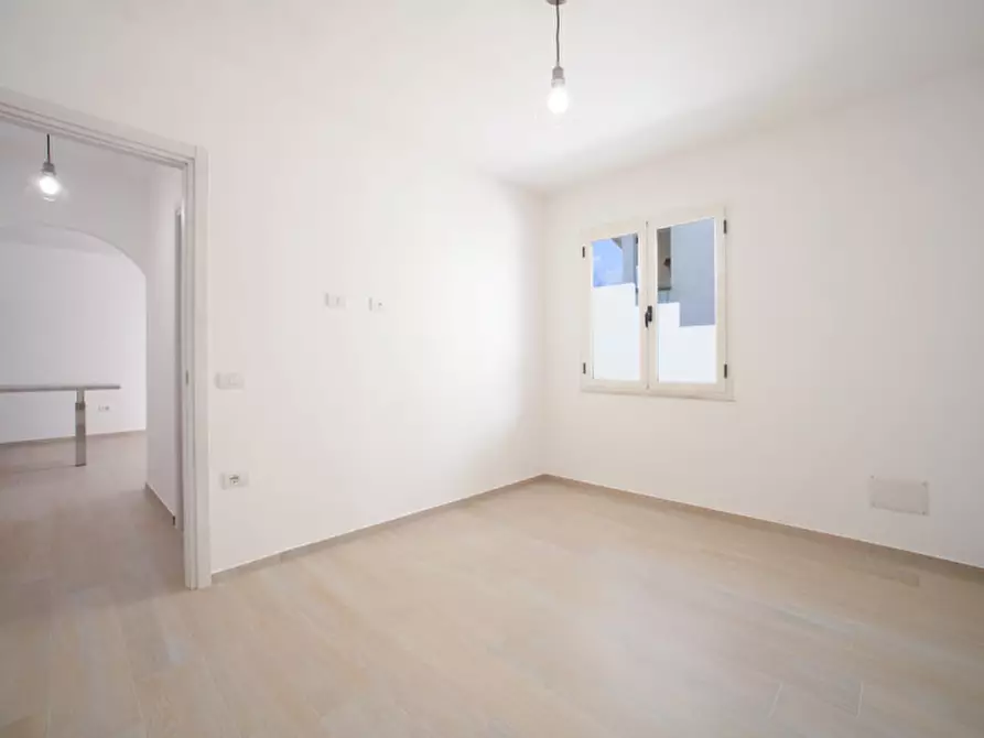 Immagine 5 di Appartamento in vendita  in via nazionale 274 a Orosei