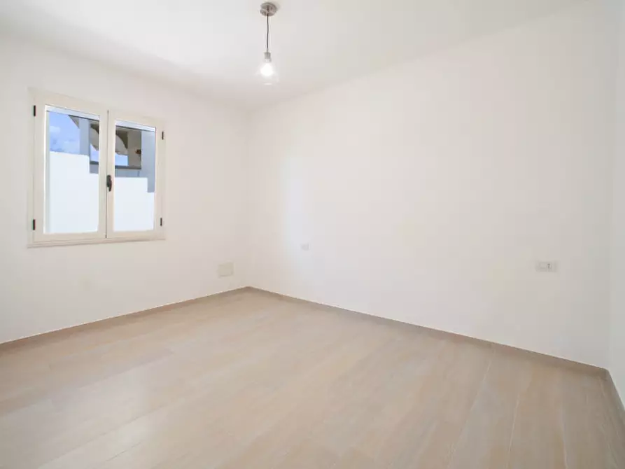 Immagine 6 di Appartamento in vendita  in via nazionale 274 a Orosei