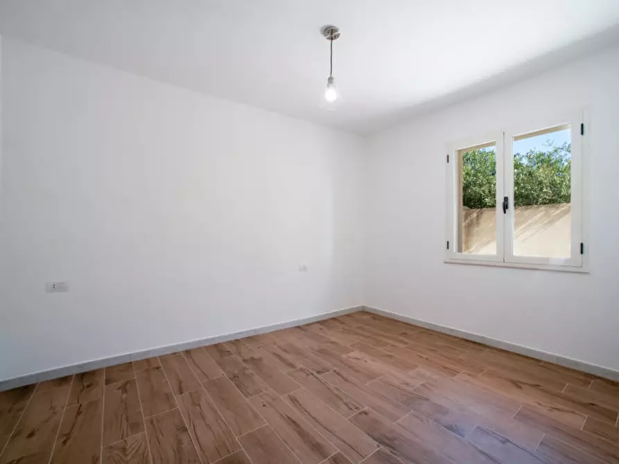 Immagine 10 di Appartamento in vendita  in via nazionale 274 a Orosei