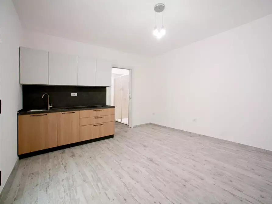 Immagine 2 di Appartamento in vendita  in Via Nazionale a Orosei