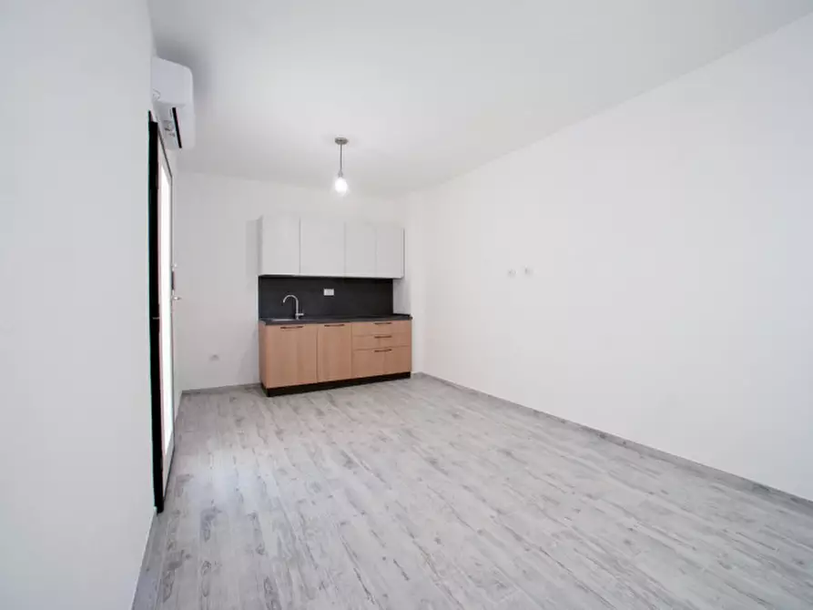 Immagine 8 di Appartamento in vendita  in Via Nazionale a Orosei