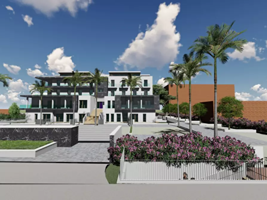 Immagine 2 di Hotel in vendita  a Porto Recanati