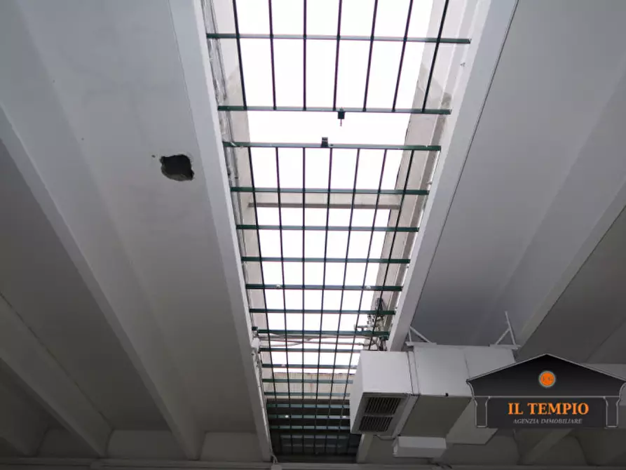 Immagine 2 di Capannone industriale in affitto  in via ludovico lazzaro Zamenhof a Torri Di Quartesolo