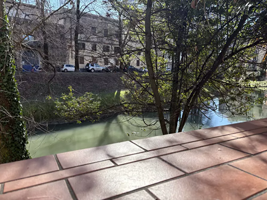 Immagine 4 di Appartamento in affitto  in Via dei Savonarola a Padova