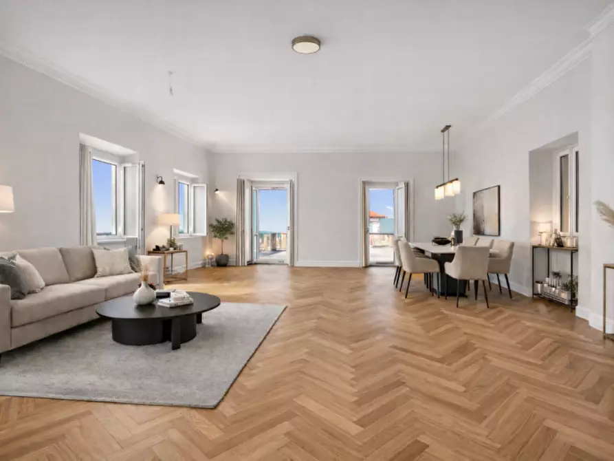 Immagine 6 di Attico in vendita  in Via di Montenero a Livorno