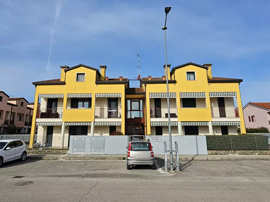 Immagine 10 di Appartamento in vendita  in VIA PADRE MASISMILIANO KOLBE a Pozzonovo