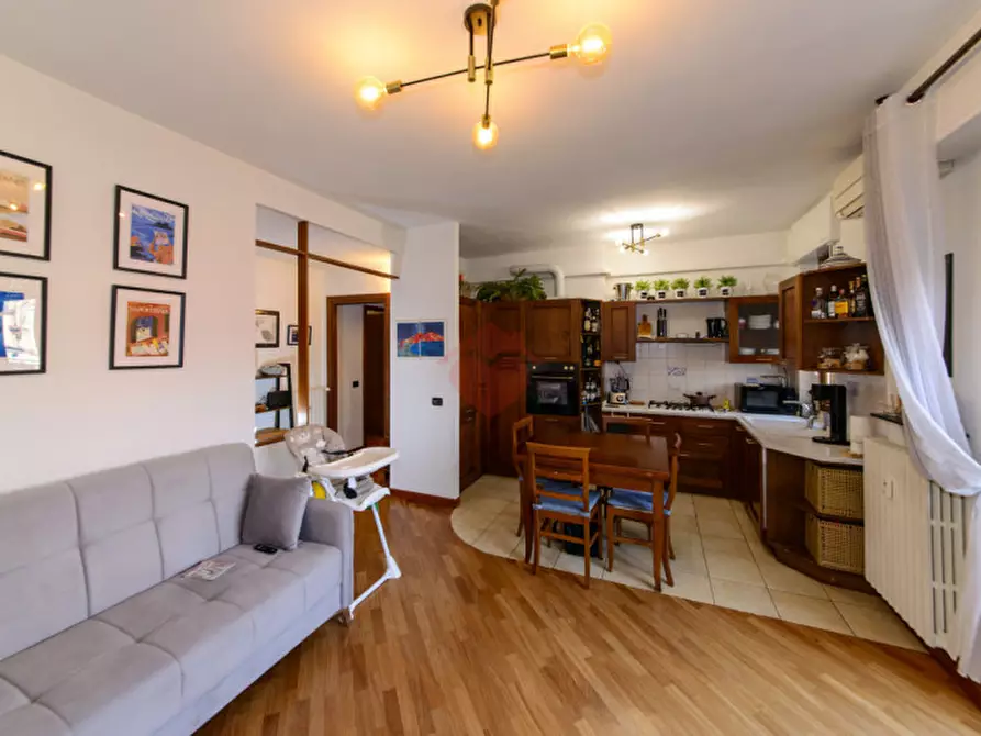 Immagine 4 di Appartamento in vendita  in Via Giacomo Leopardi 109 a Sesto San Giovanni