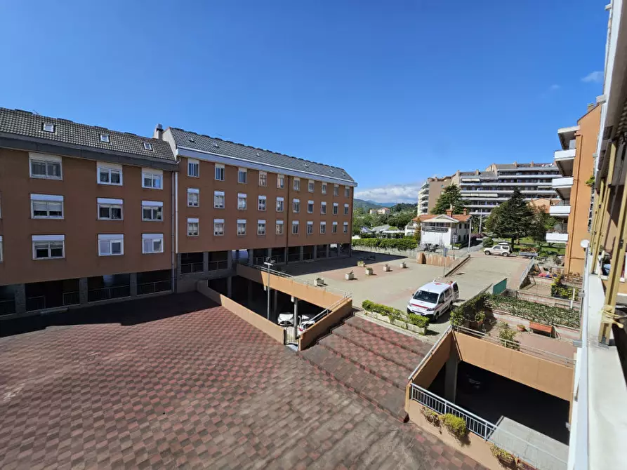 Immagine 19 di Appartamento in vendita  in Via Negri a Savona
