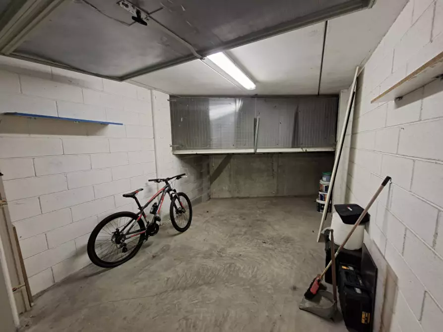 Immagine 2 di Garage in vendita  in Via marinai d'italia a Mira