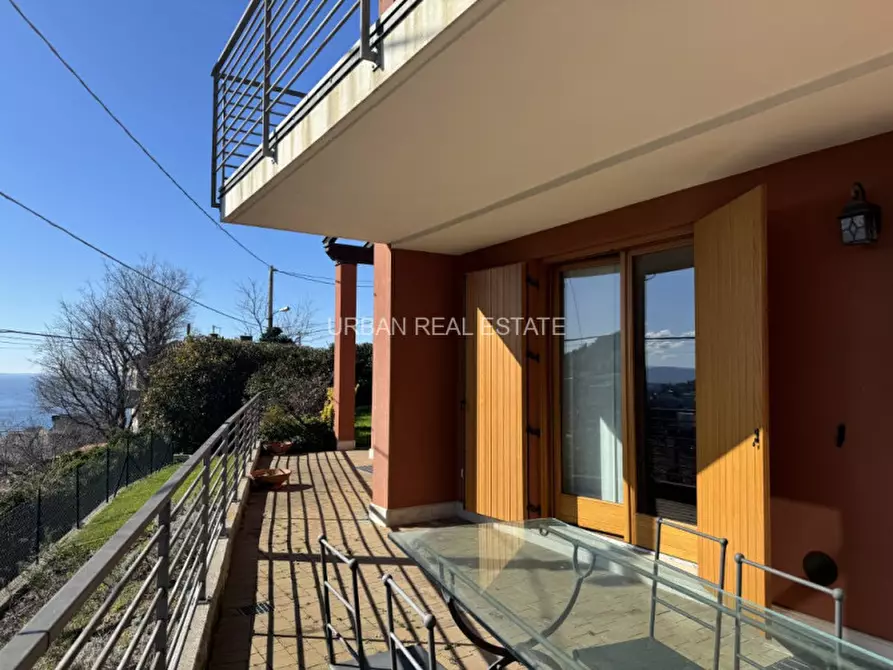 Immagine 13 di Villa in affitto  in Scala Santa 133/1 a Trieste