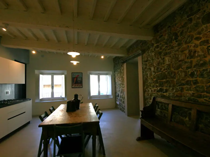 Immagine 3 di Appartamento in vendita  a Lucignano