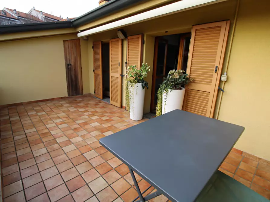 Immagine 13 di Appartamento in vendita  in Via Giuseppe Piermarini 28 a Biassono