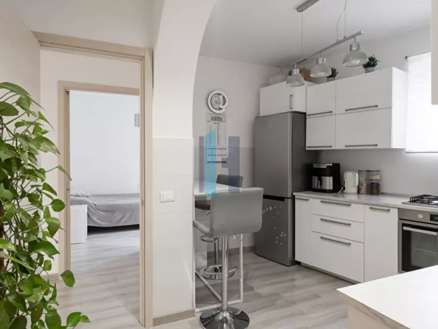 Immagine 5 di Appartamento in vendita  in Via Giorgio Duranti 1 a Brescia