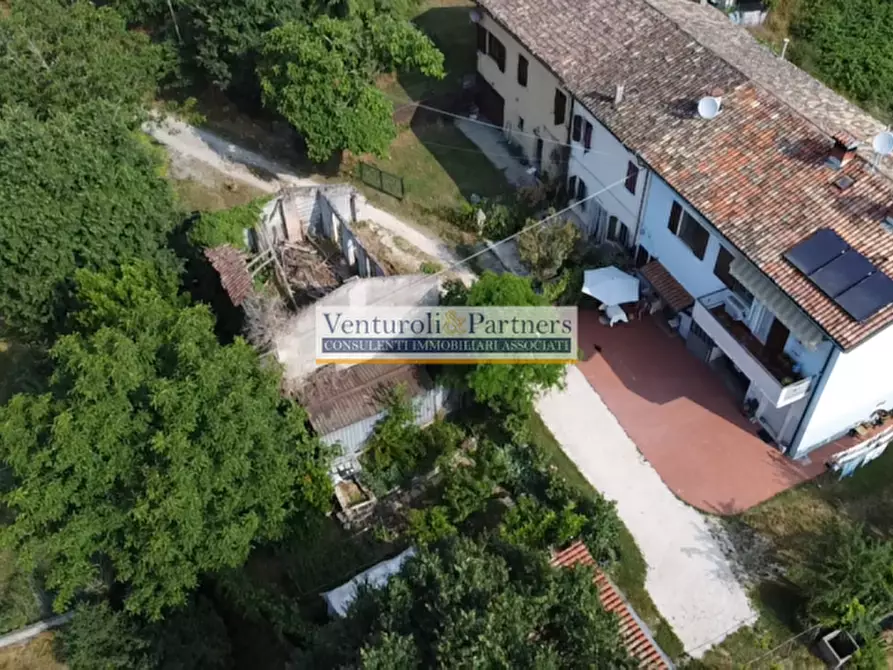 Immagine 8 di Rustico / casale in vendita  in Via della Battaglia a Cavriana