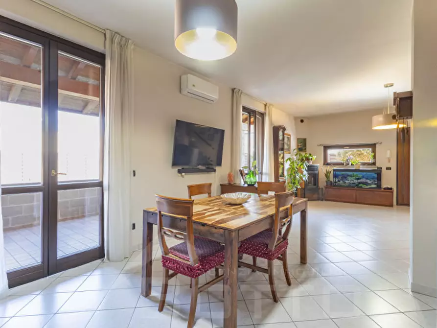 Immagine 4 di Villetta a schiera in vendita  in Via Agostino Luogo 15 a Divignano