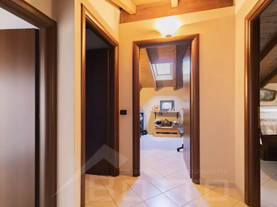 Immagine 13 di Villetta a schiera in vendita  in Via Agostino Luogo 15 a Divignano