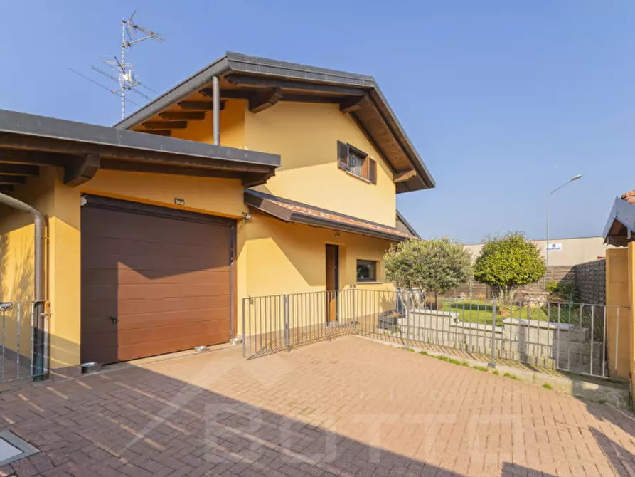 Immagine 22 di Villetta a schiera in vendita  in Via Agostino Luogo 15 a Divignano