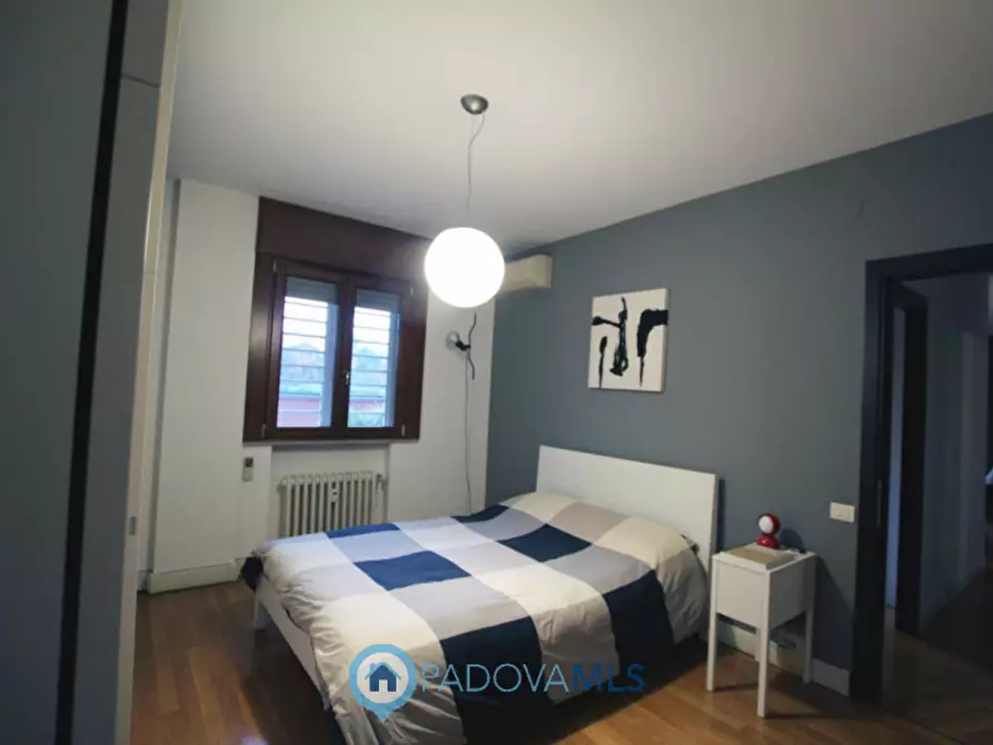 Immagine 12 di Appartamento in vendita  in Via Ognissanti, 1 a Padova