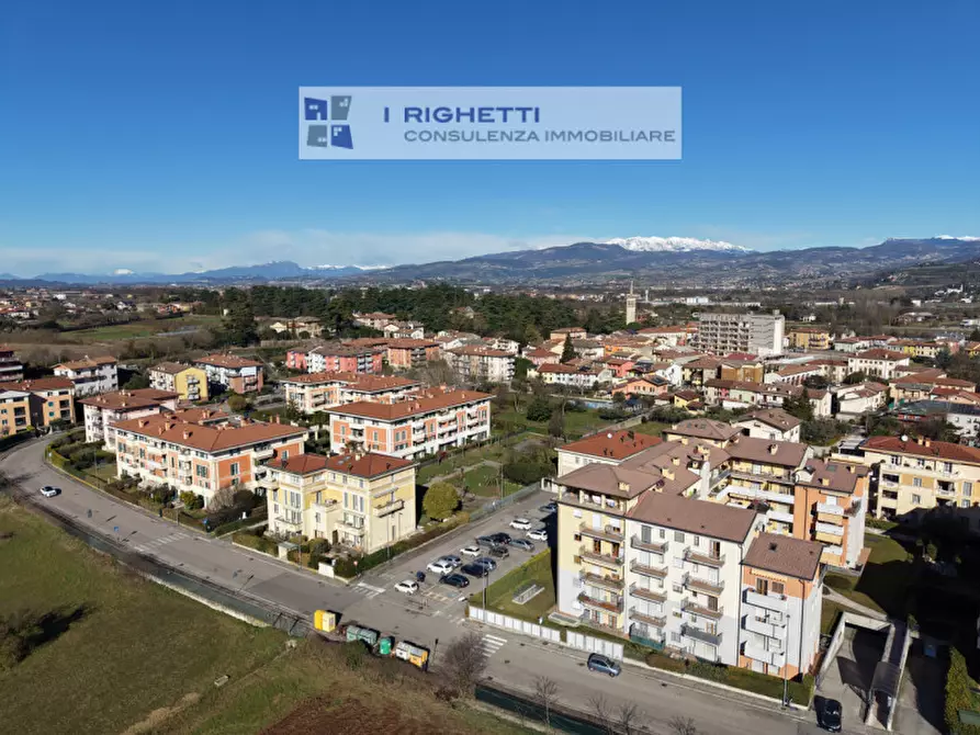 Immagine 21 di Appartamento in vendita  in Via Fabio Maritati a Verona