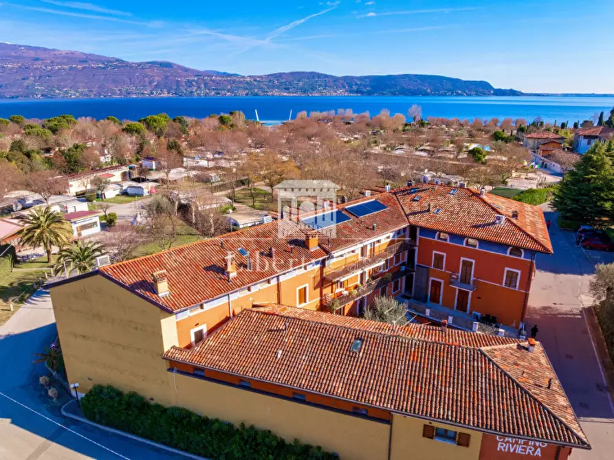 Immagine 4 di Appartamento in vendita  in Via Promontorio n.63 a Toscolano-Maderno