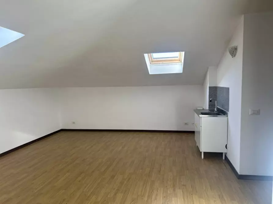 Immagine 6 di Appartamento in vendita  in Via Calabria, 2 a Voghera