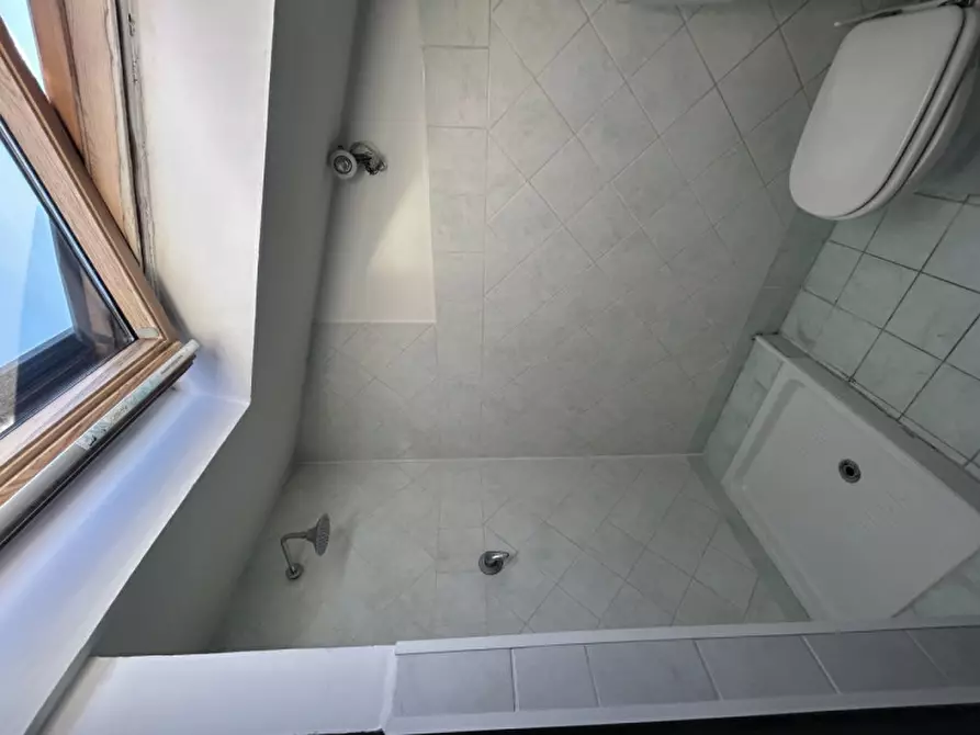 Immagine 11 di Appartamento in vendita  in Via Calabria, 2 a Voghera