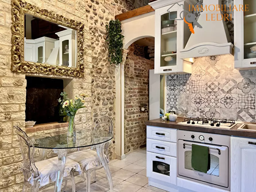 Immagine 10 di Appartamento in vendita  in Via Palazzina a Verona