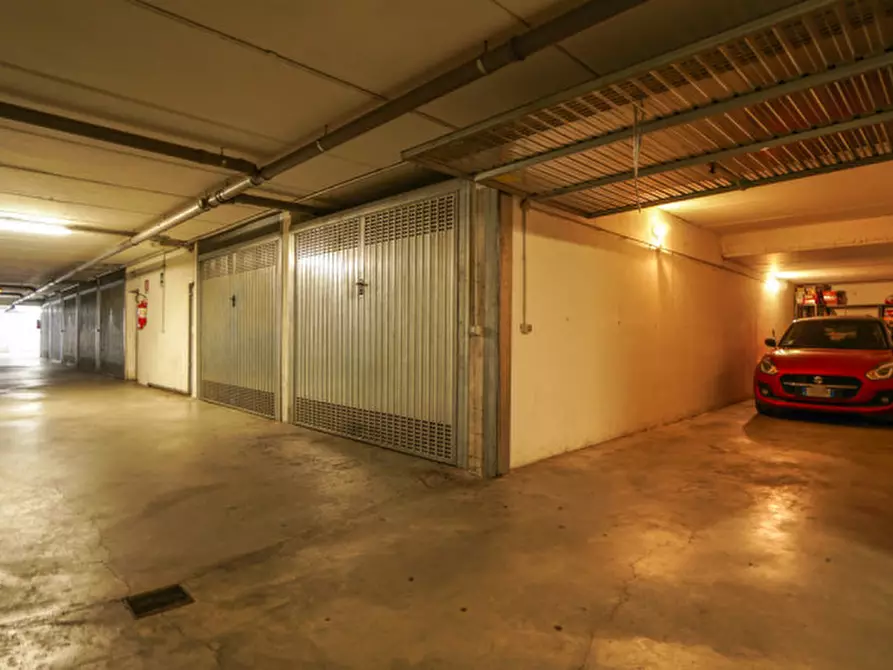 Immagine 15 di Appartamento in vendita  a Colognola Ai Colli