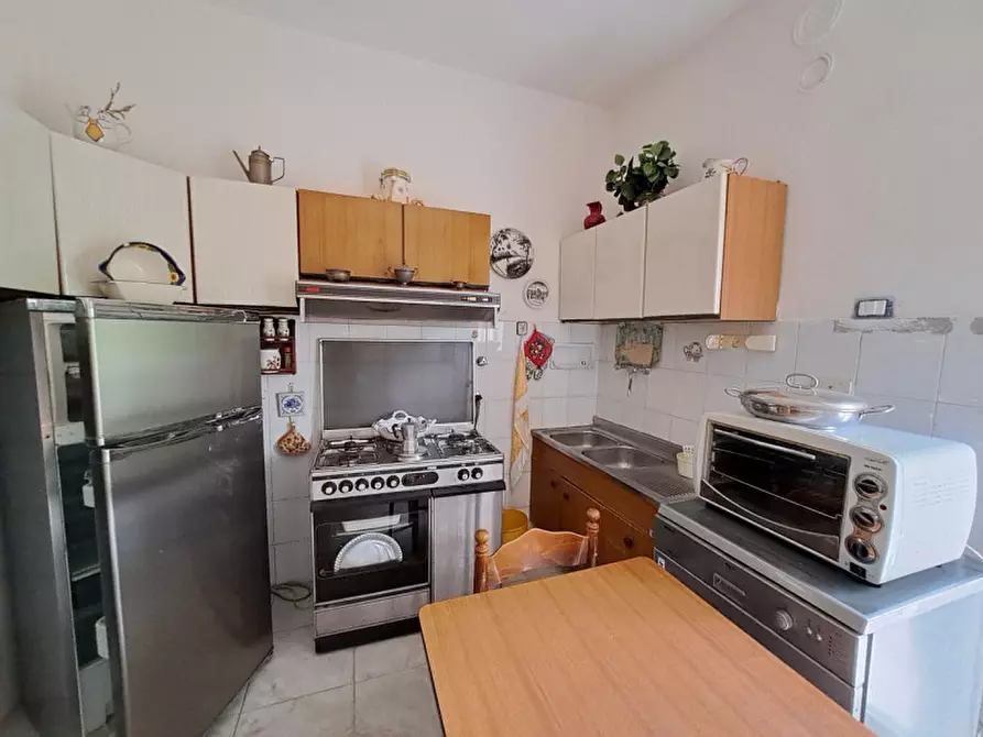 Immagine 4 di Appartamento in vendita  a Tuoro Sul Trasimeno