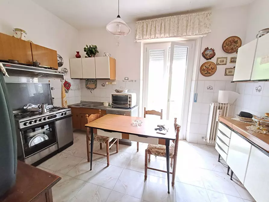 Immagine 5 di Appartamento in vendita  a Tuoro Sul Trasimeno