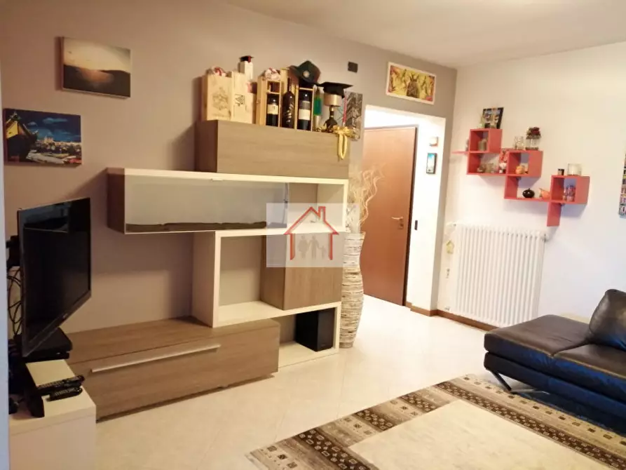 Immagine 1 di Appartamento in affitto  a Maserada Sul Piave