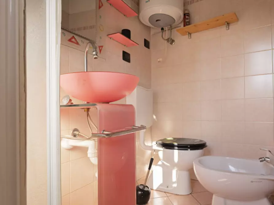 Immagine 9 di Appartamento in vendita  in via ottone 88 a Borgosesia