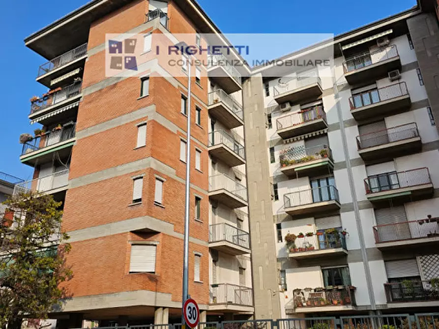 Immagine 5 di Appartamento in vendita  in Via Andrea Doria a Verona