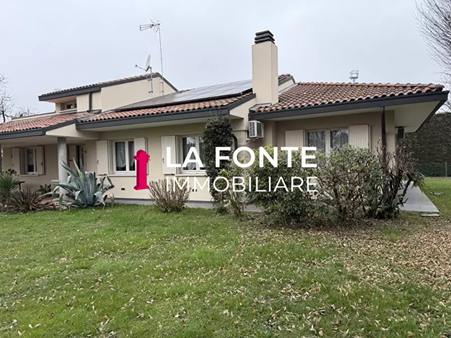 Immagine 41 di Villa in vendita  in Via Col di Lana a Vigonza
