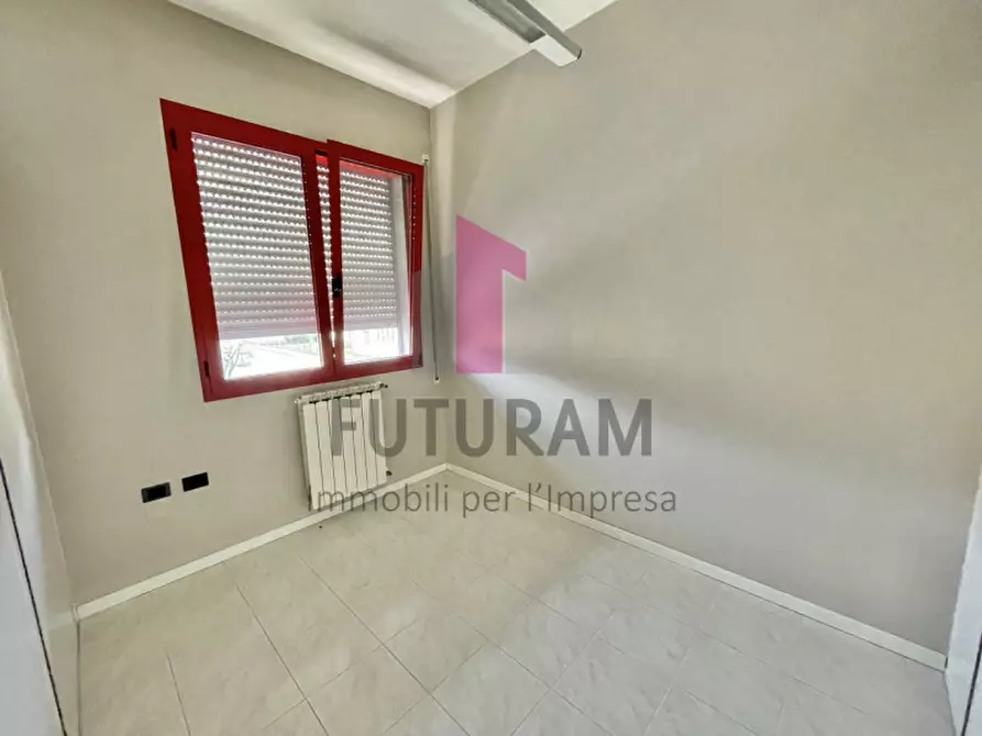 Immagine 16 di Ufficio in affitto  in via roma 1 a Sarcedo