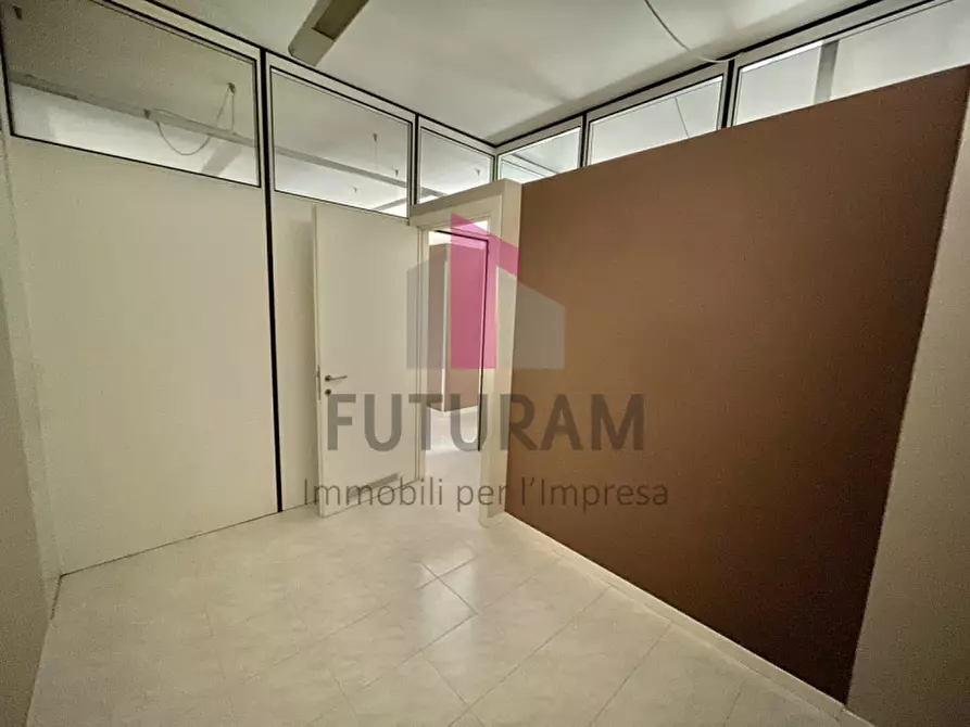 Immagine 19 di Ufficio in affitto  in via roma 1 a Sarcedo